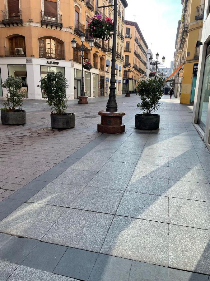 Precioso Apartamento Exterior En Zaragoza Centro. Buitenkant foto